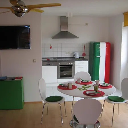 Little Italy - Ep Ticket Garantie